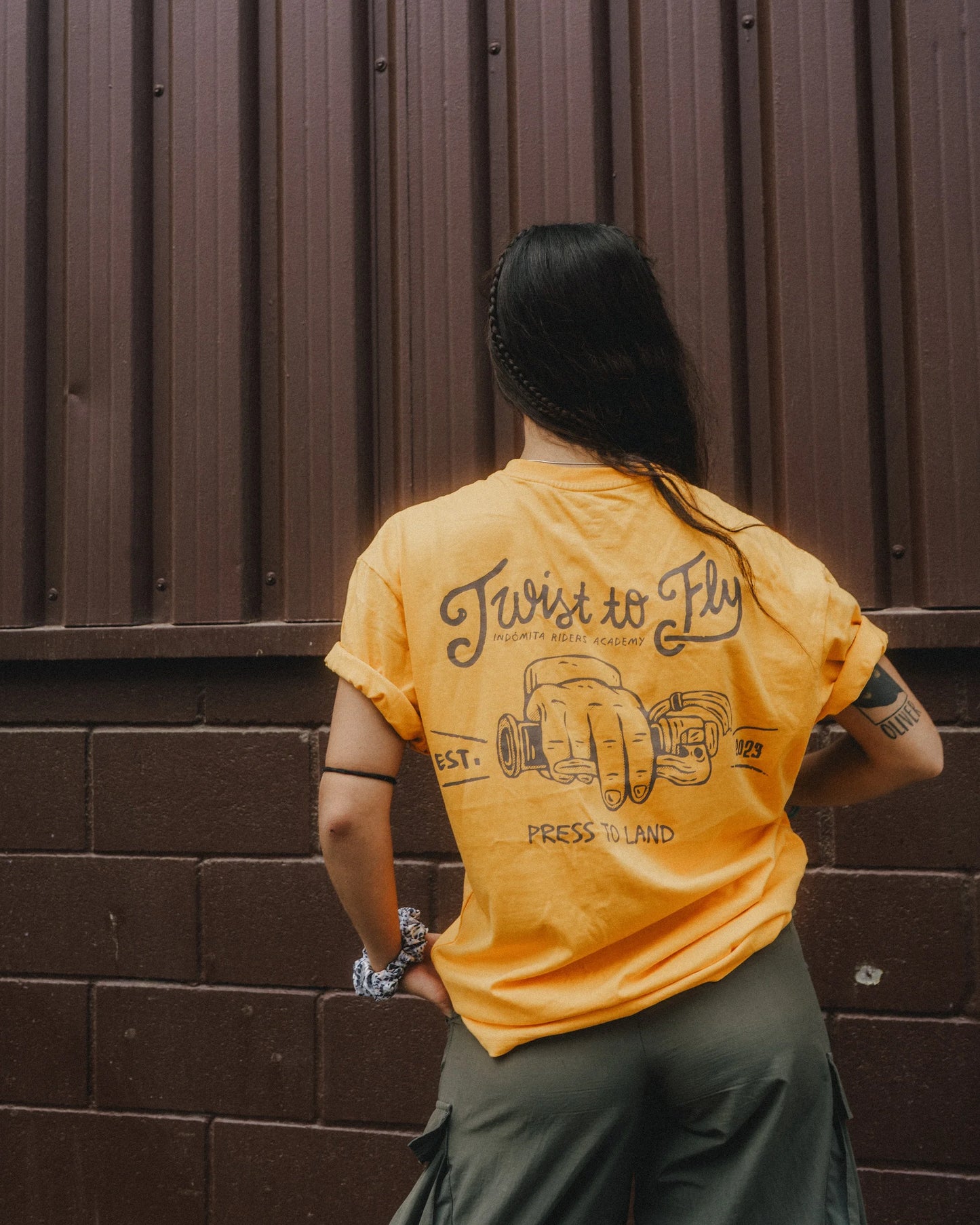 T-SHIRT 'TWIST TO FLY'
