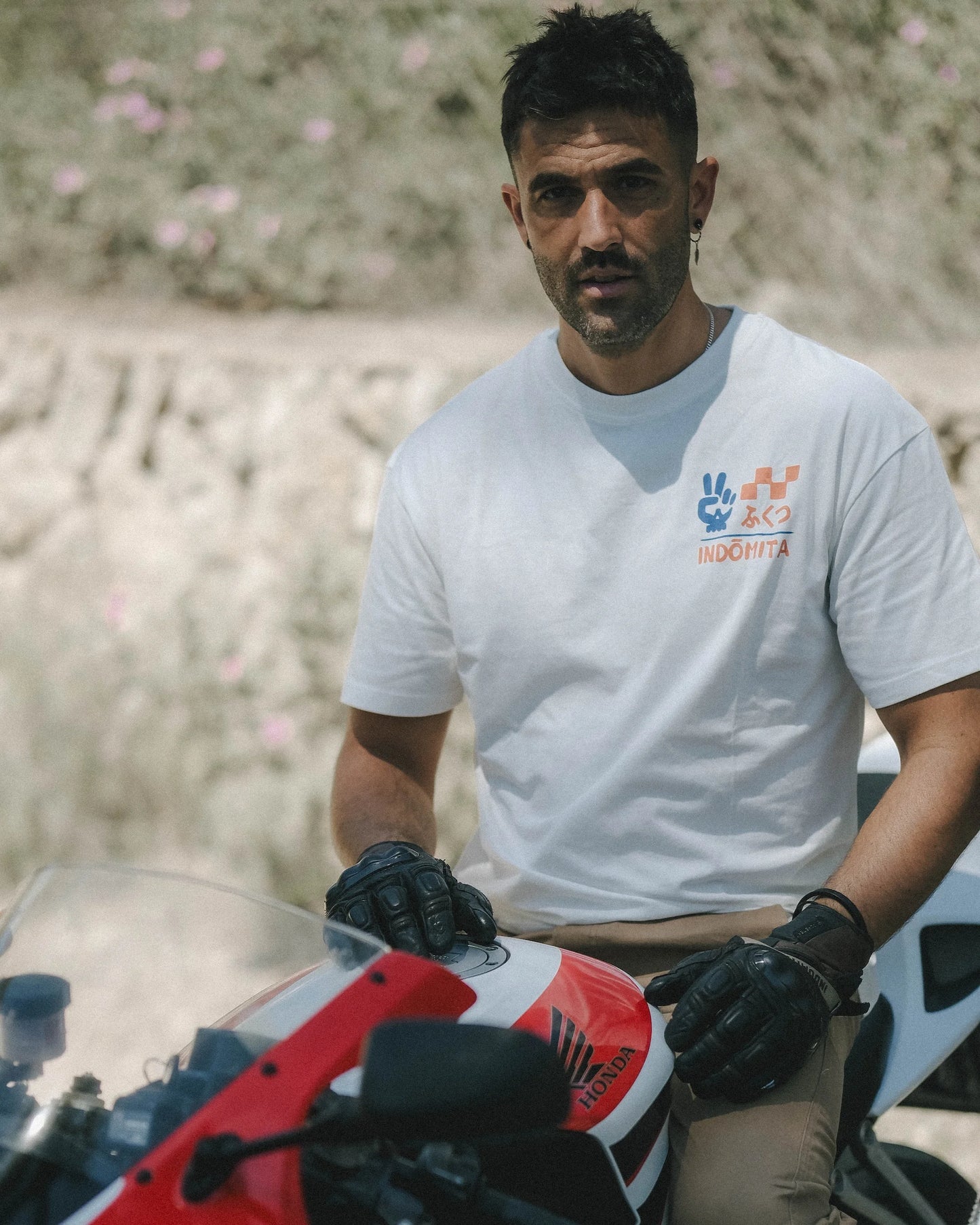 T-SHIRT 'INDÓMITA DELIVERY'